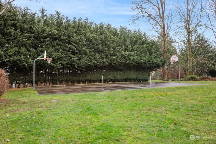 Property photo for 2307 Se 8th Drive, Renton photo 39