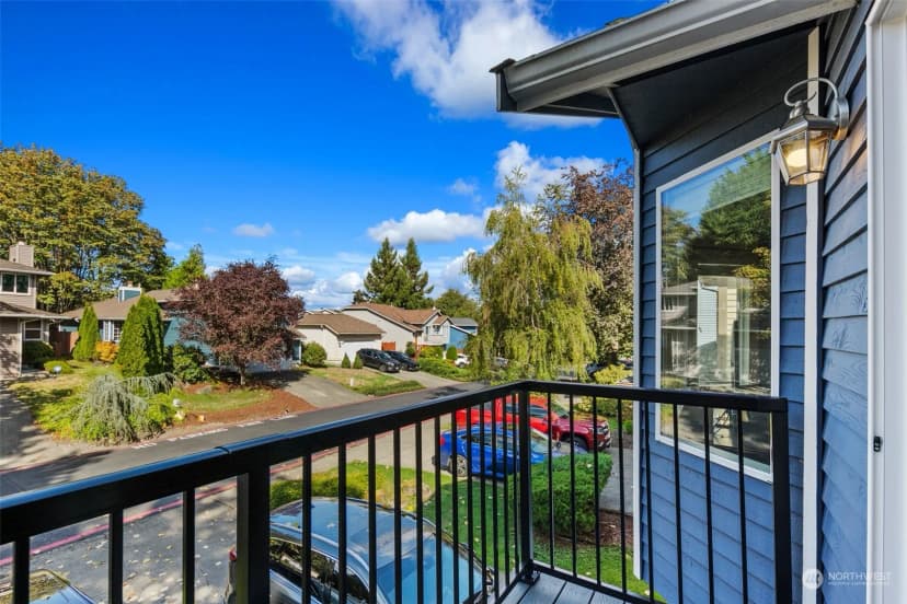 Property photo for 2307 Se 8th Drive, Renton photo 32