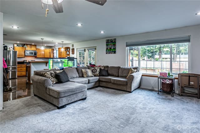 Property photo for 604 Nieland Loop Se, Rainier photo 4