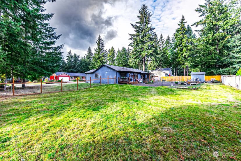 Property photo for 604 Nieland Loop Se, Rainier photo 7