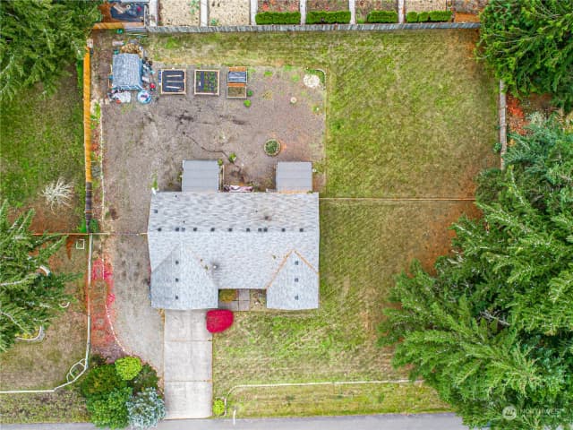 Property photo for 604 Nieland Loop Se, Rainier photo 3
