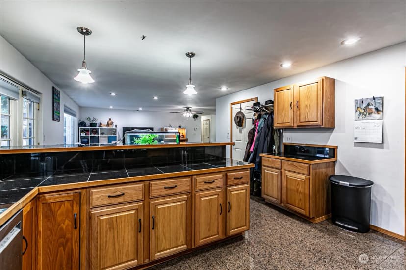Property photo for 604 Nieland Loop Se, Rainier photo 21