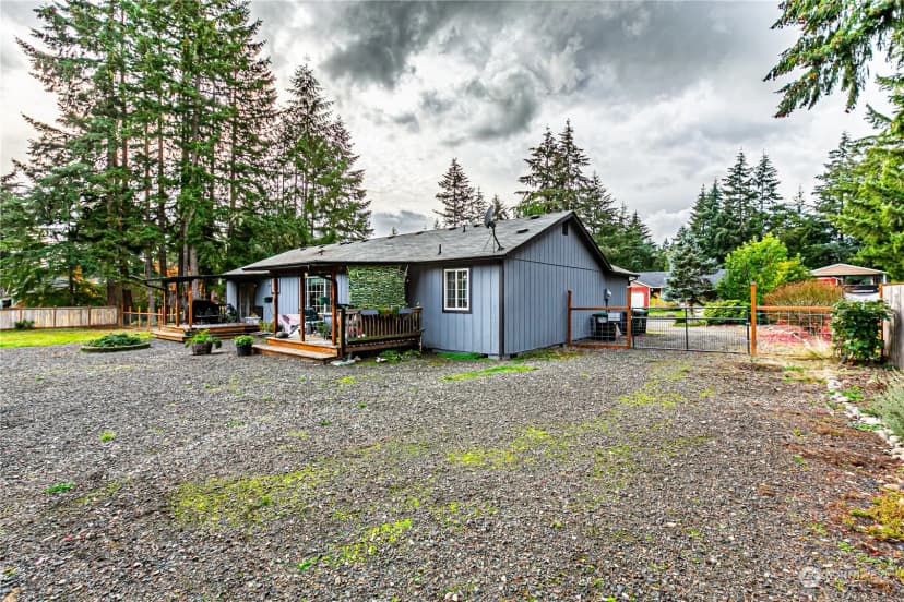Property photo for 604 Nieland Loop Se, Rainier photo 9