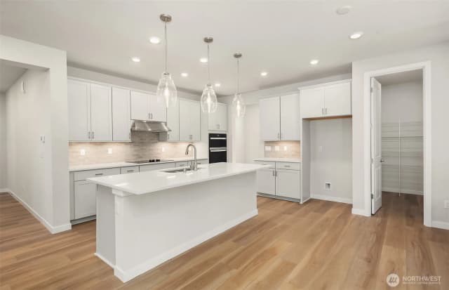 Property photo for 23497 Arbors Terrace Road Ne #27, Kingston photo 4