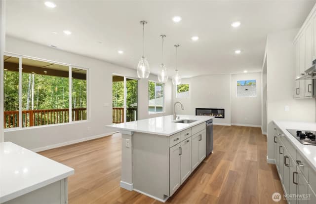 Property photo for 23497 Arbors Terrace Road Ne #27, Kingston photo 5