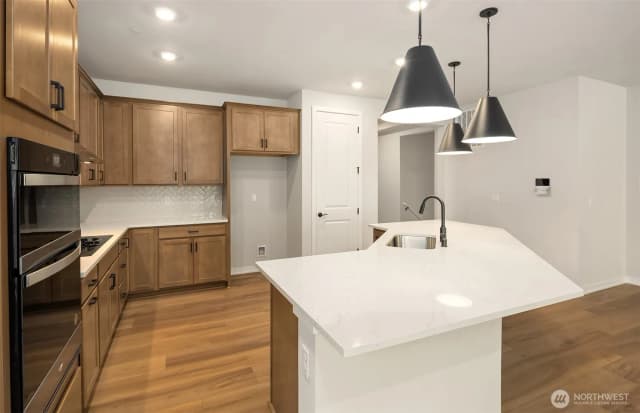 Property photo for 23557 Arbors Terrace Road Ne #32, Kingston photo 5