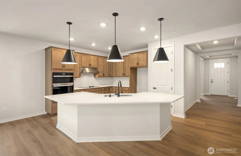 Property photo for 23557 Arbors Terrace Road Ne #32, Kingston photo 3