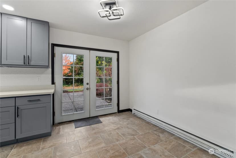 Property photo for 2015 Lynn Road, Centralia photo 12