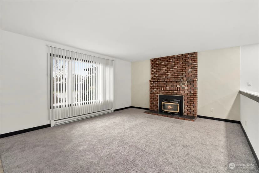 Property photo for 2015 Lynn Road, Centralia photo 6
