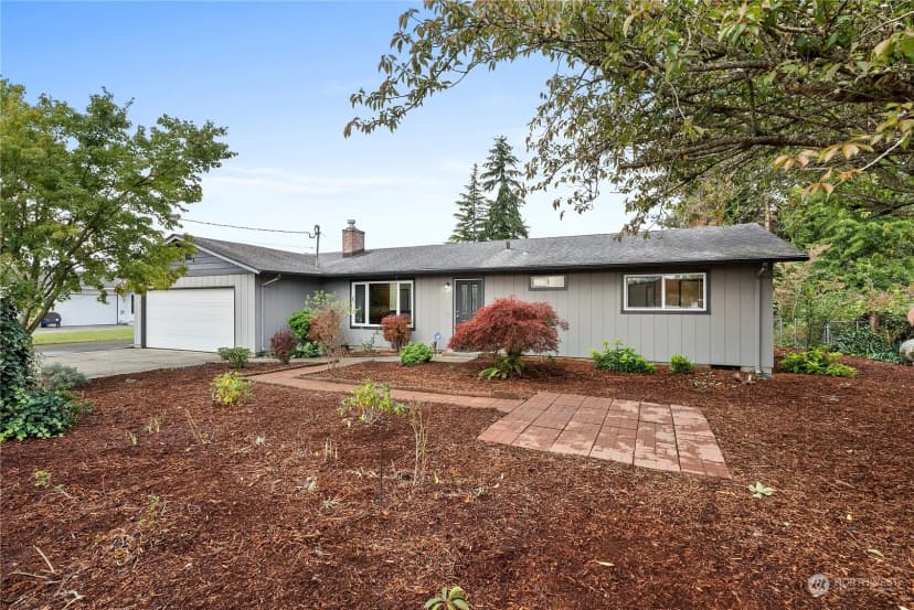 Property photo for 2015 Lynn Road, Centralia photo 3