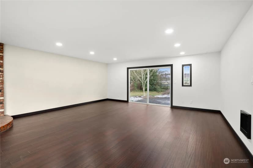 Property photo for 2015 Lynn Road, Centralia photo 21