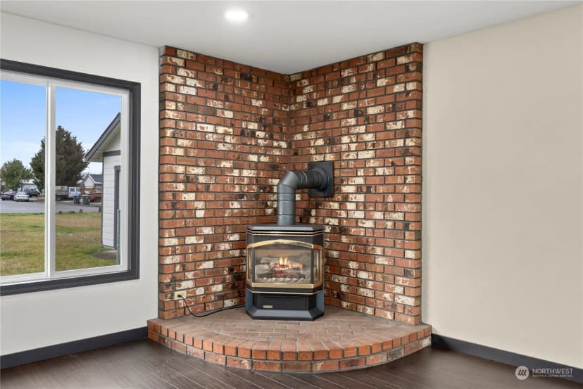 Property photo for 2015 Lynn Road, Centralia photo 24