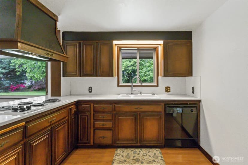 Property photo for 7714 Cody Street W, Lakewood photo 9