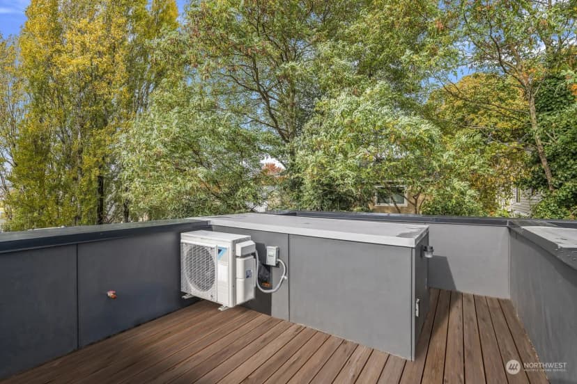 Property photo for 1620 S Lane #e, Seattle photo 29