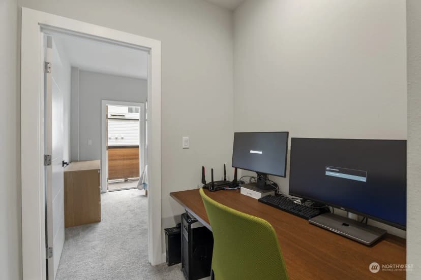 Property photo for 1620 S Lane #e, Seattle photo 17