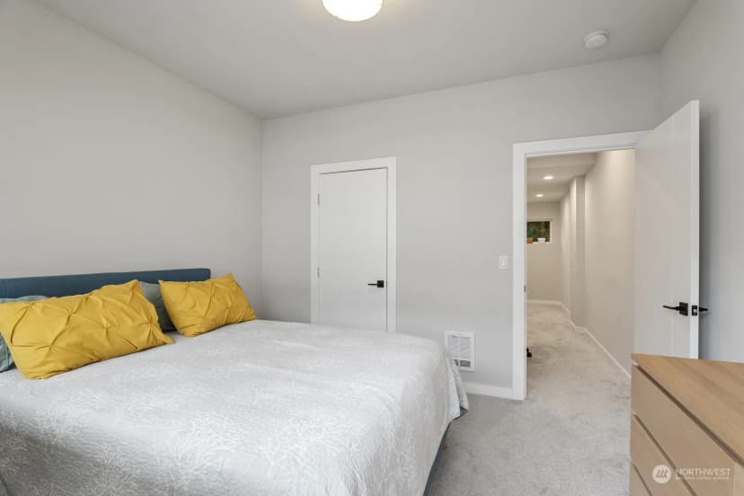 Property photo for 1620 S Lane #e, Seattle photo 15