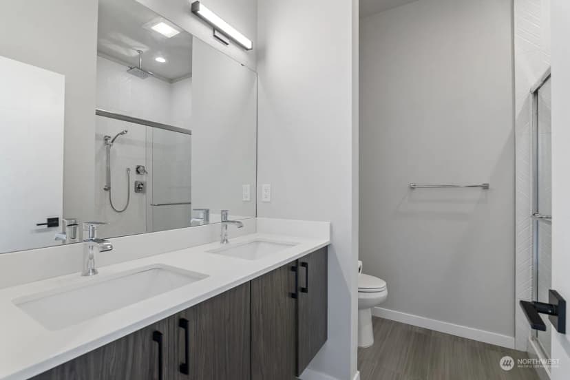 Property photo for 1620 S Lane #e, Seattle photo 21