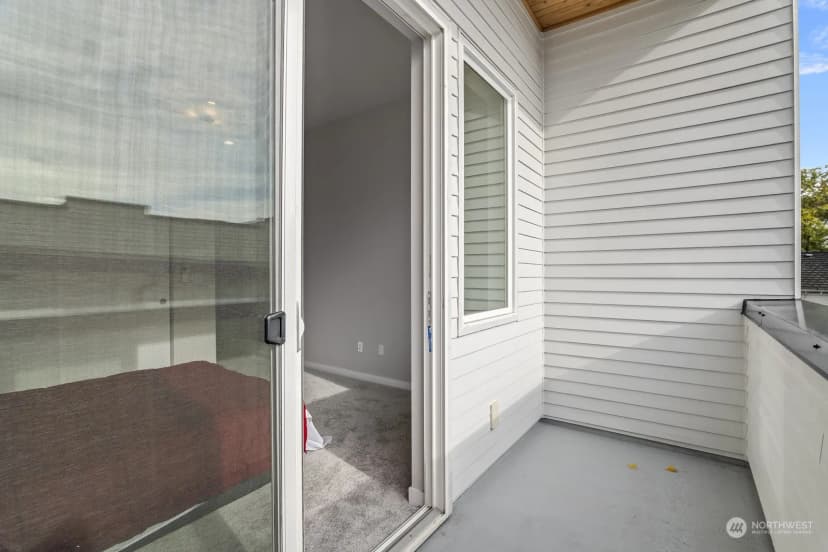 Property photo for 1620 S Lane #e, Seattle photo 22