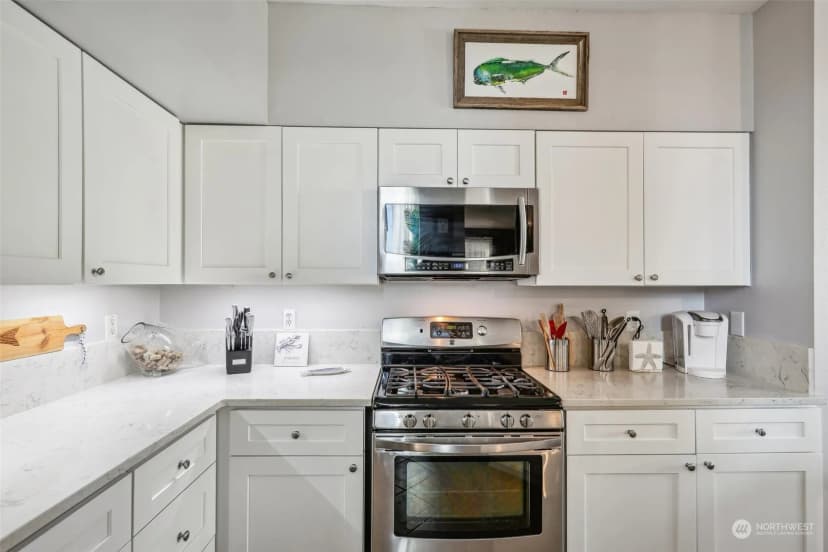 Property photo for 3821 Ne 14th Place, Renton photo 3