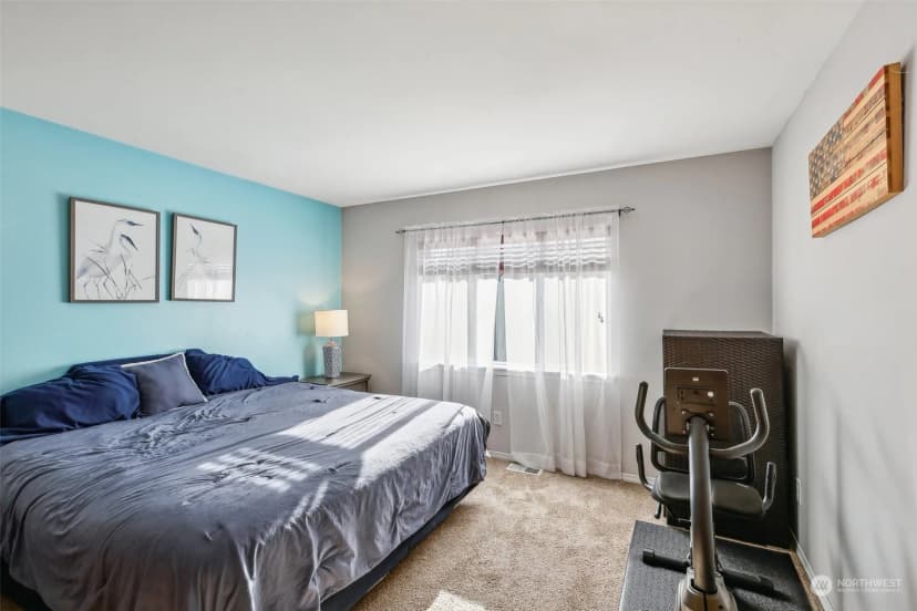 Property photo for 3821 Ne 14th Place, Renton photo 9