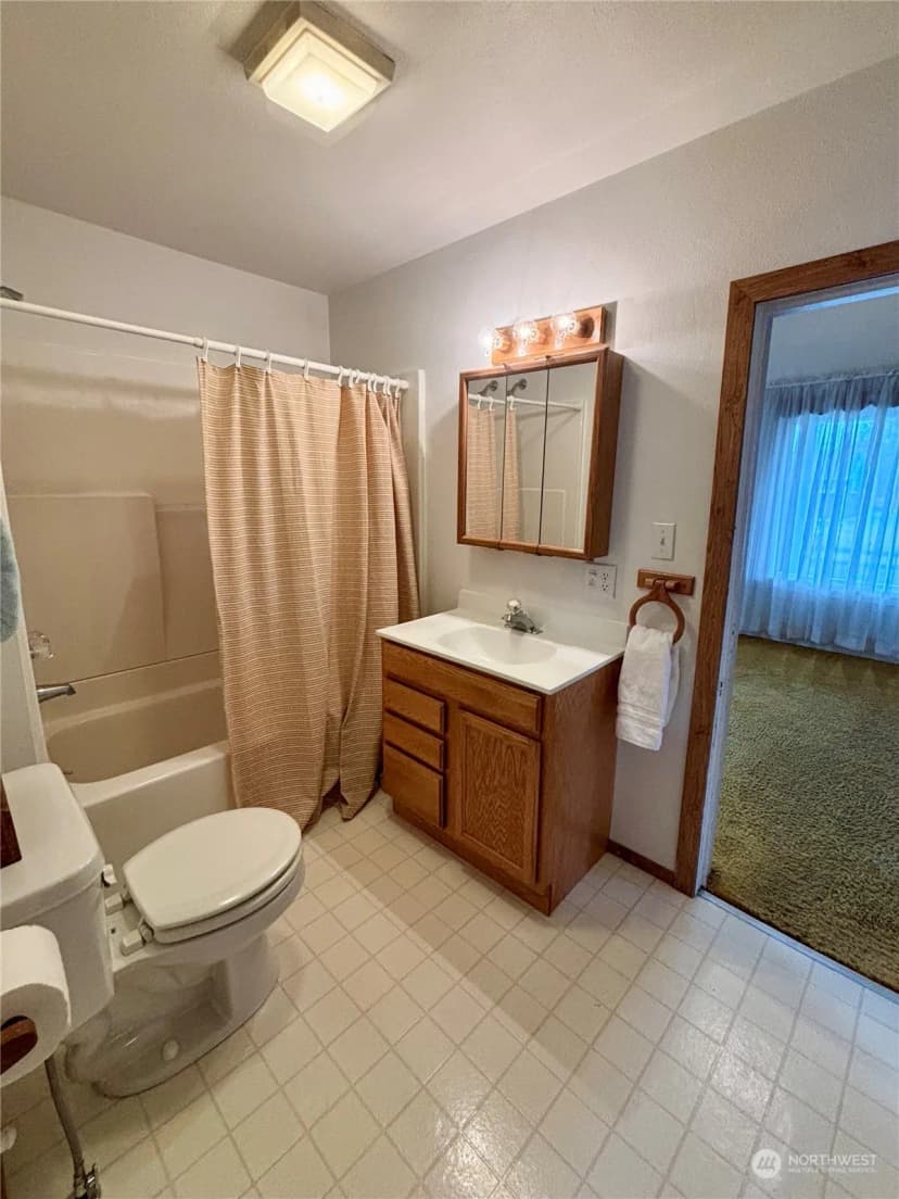 Property photo for 122 S Third Street, Montesano photo 13