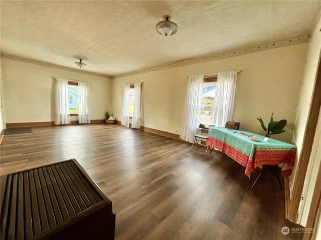 Property photo for 122 S Third Street, Montesano photo 5