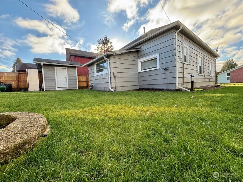 Property photo for 122 S Third Street, Montesano photo 28