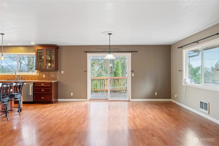 Property photo for 190 Inglewood Drive, Longview photo 7