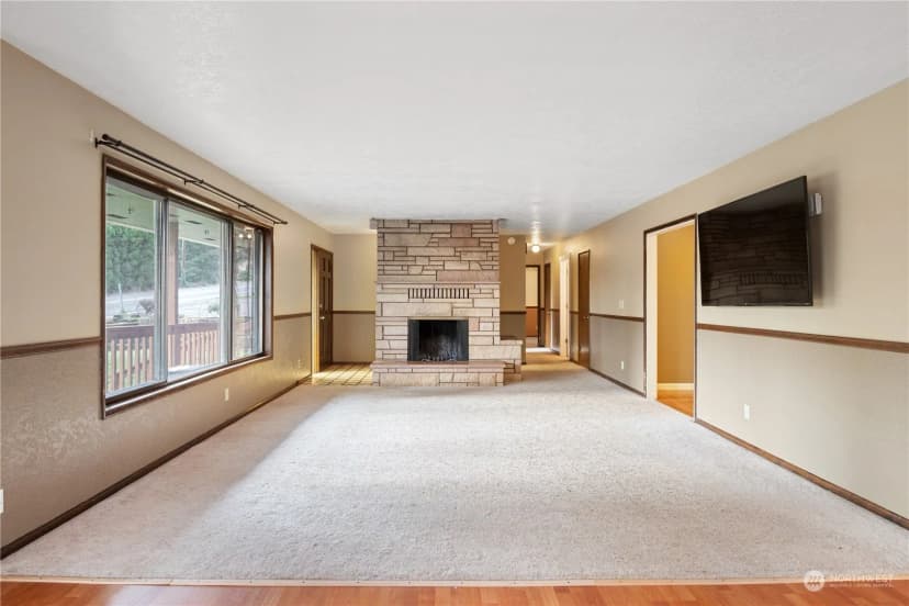 Property photo for 190 Inglewood Drive, Longview photo 5