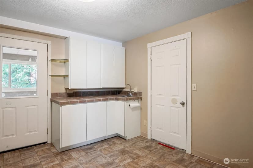 Property photo for 190 Inglewood Drive, Longview photo 27