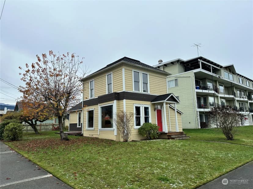 Property photo for 834 E 4th Street, Port Angeles photo 2