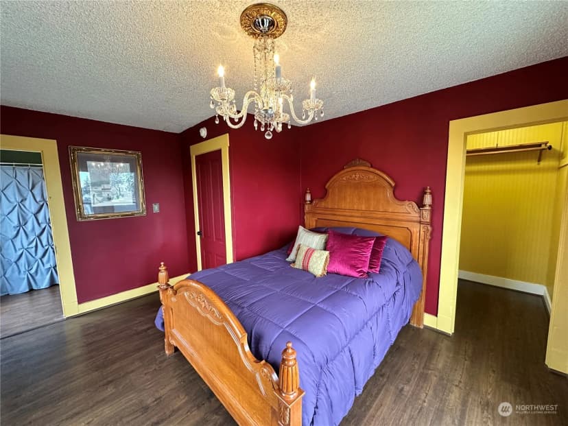 Property photo for 834 E 4th Street, Port Angeles photo 22