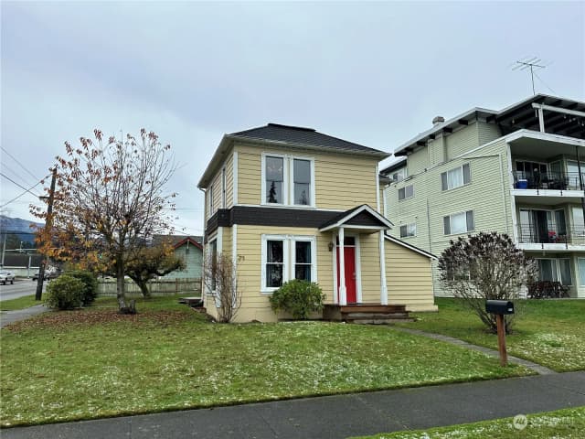Property photo for 834 E 4th Street, Port Angeles photo 3