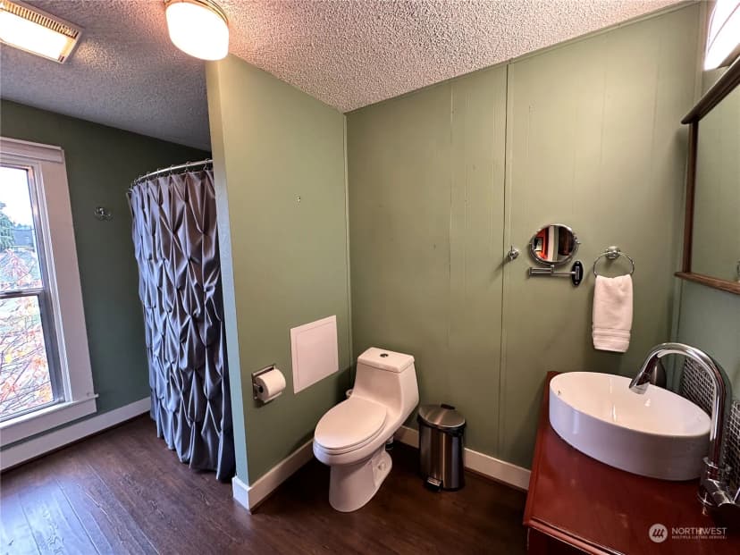 Property photo for 834 E 4th Street, Port Angeles photo 24