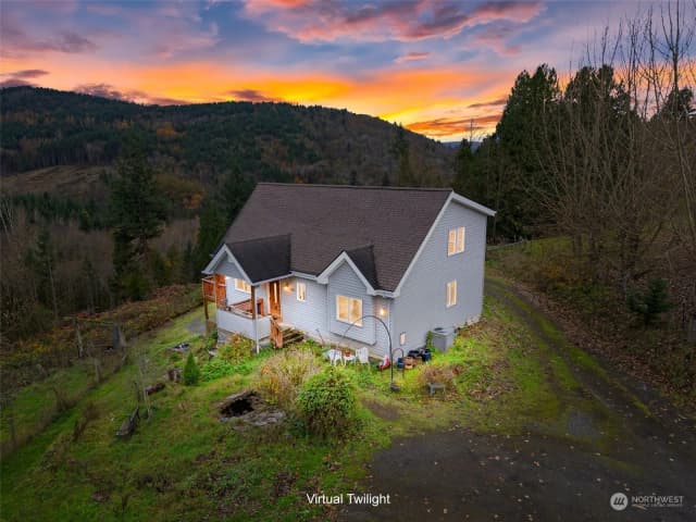 Property photo for 103 Lady Blue Lane, Kalama photo 3