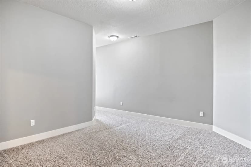 Property photo for 14 Gibbs Lane, Longview photo 21