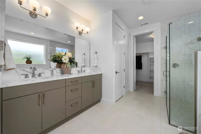 Property photo for 7531 31st Street W, University Place photo 5