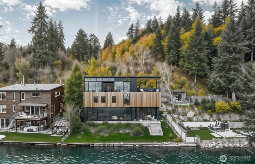Property photo for 3356 Point White Drive Ne, Bainbridge Island photo 2