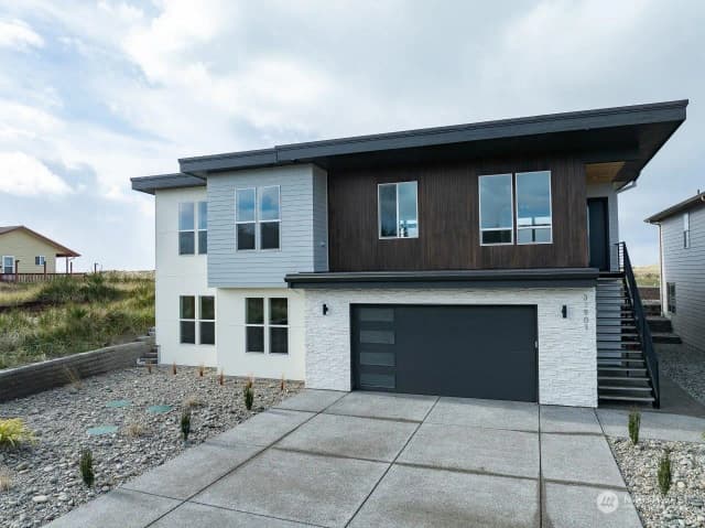 Property photo for 31901 G Street, Ocean Park