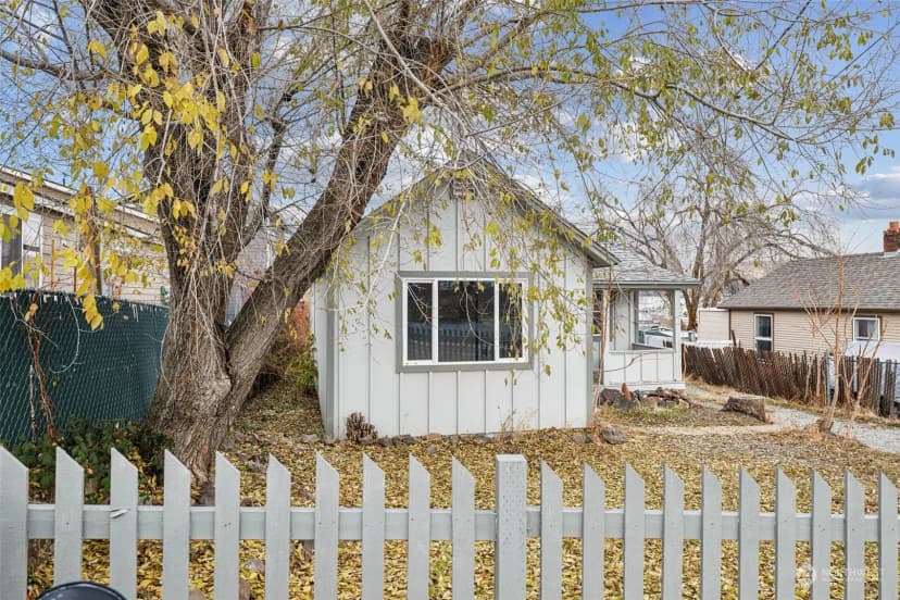 Property photo for 38 Viewdale Street, Wenatchee photo 33