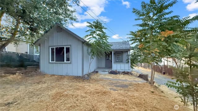 Property photo for 38 Viewdale Street, Wenatchee