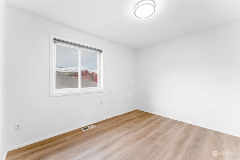 Property photo for 340 Brandi Lane, Wenatchee photo 21