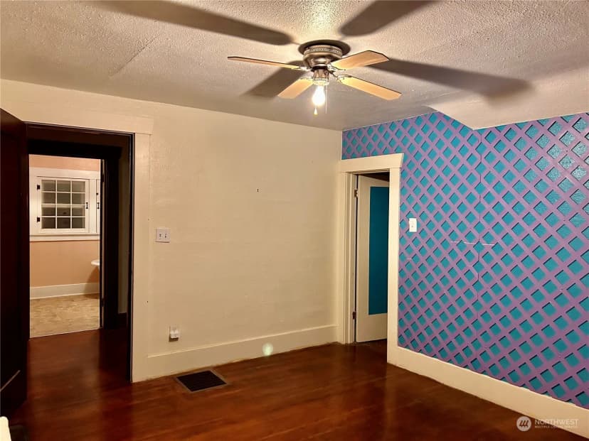 Property photo for 604 E 1st Avenue, Odessa photo 18