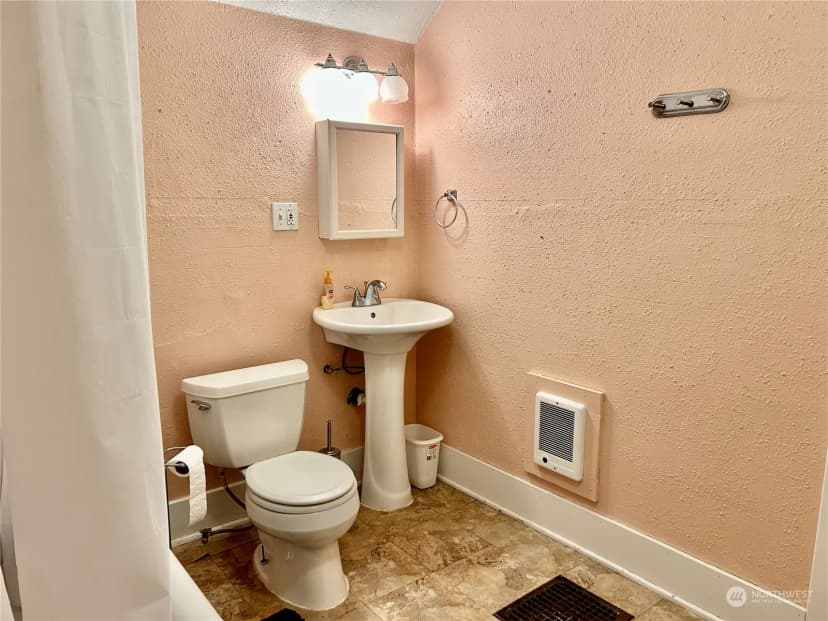 Property photo for 604 E 1st Avenue, Odessa photo 20