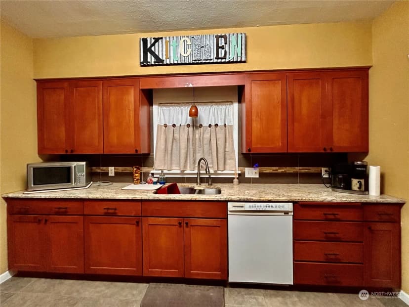 Property photo for 604 E 1st Avenue, Odessa photo 10