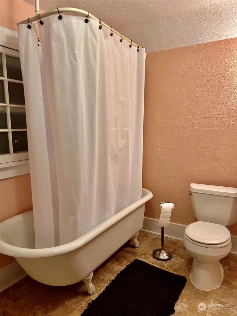 Property photo for 604 E 1st Avenue, Odessa photo 19