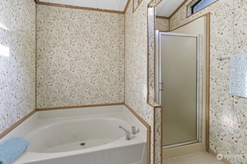 Property photo for 8552 Ne Gordon Drive, Bainbridge Island photo 23