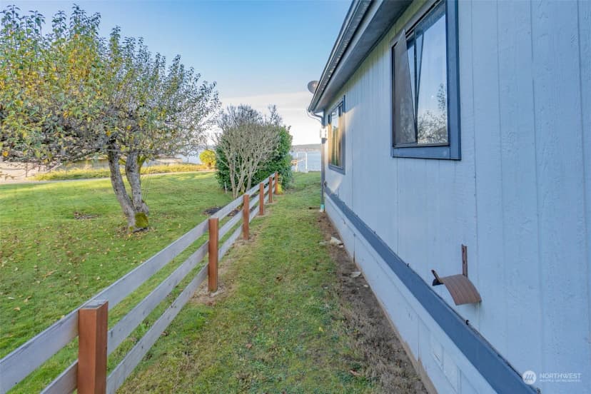 Property photo for 8552 Ne Gordon Drive, Bainbridge Island photo 26