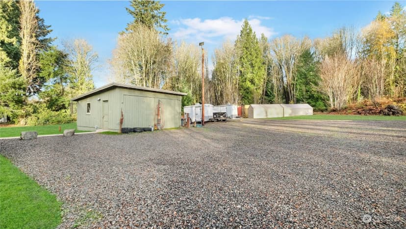 Property photo for 8640 State Hwy 303 Ne, Bremerton photo 28