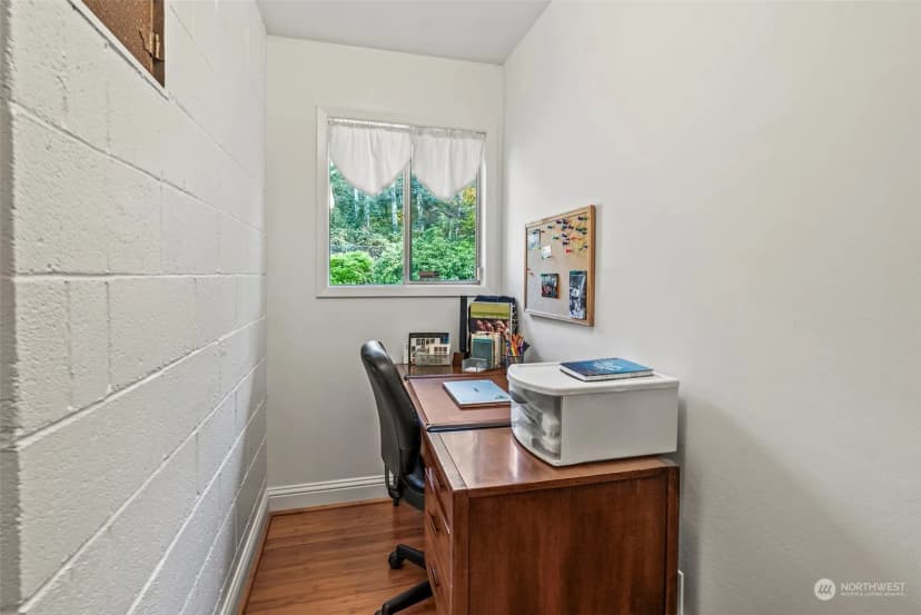 Property photo for 309 E State Route 4, Cathlamet photo 24